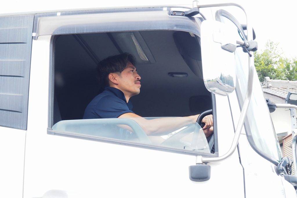 富士見物流株式会社様 拡大写真③(ドライバー写真)